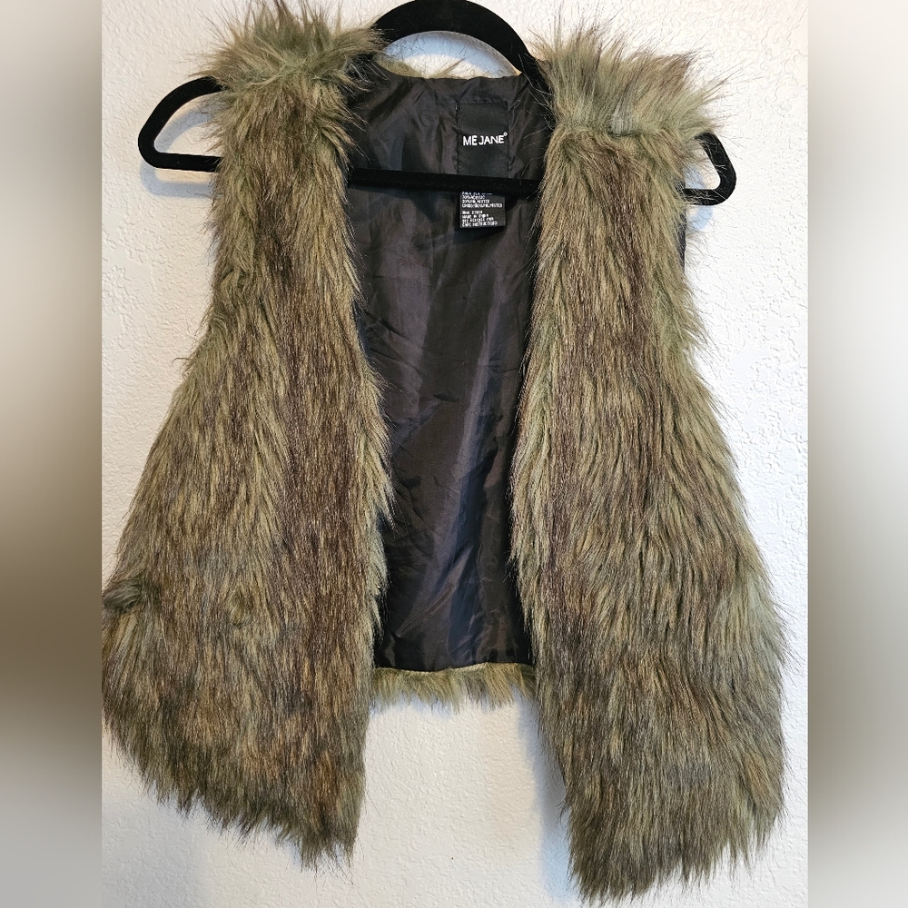 Faux fur Me Jane vest size large